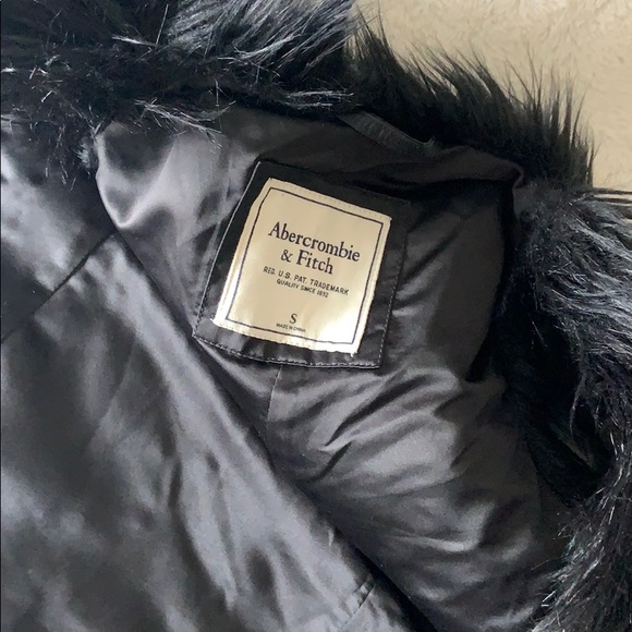 Vest - Picture 3 of 3